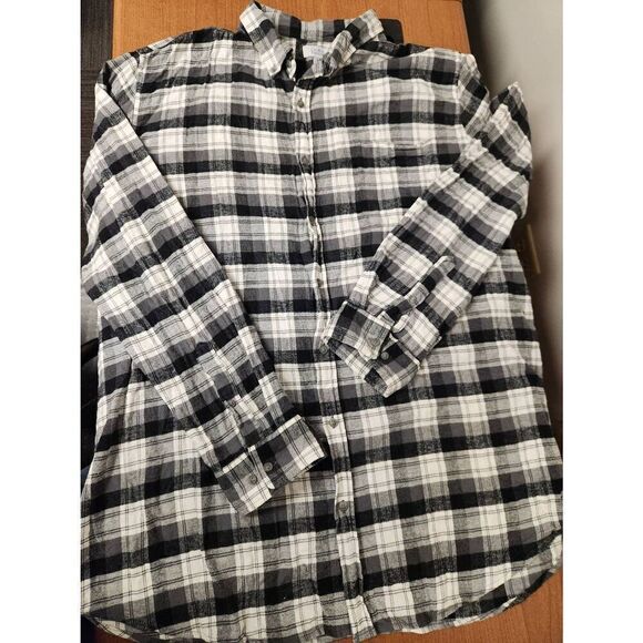 Croft & Barrow set of 2 3X plaid Long sleeved shirts  1 black and white 1-green - Picture 2 of 9
